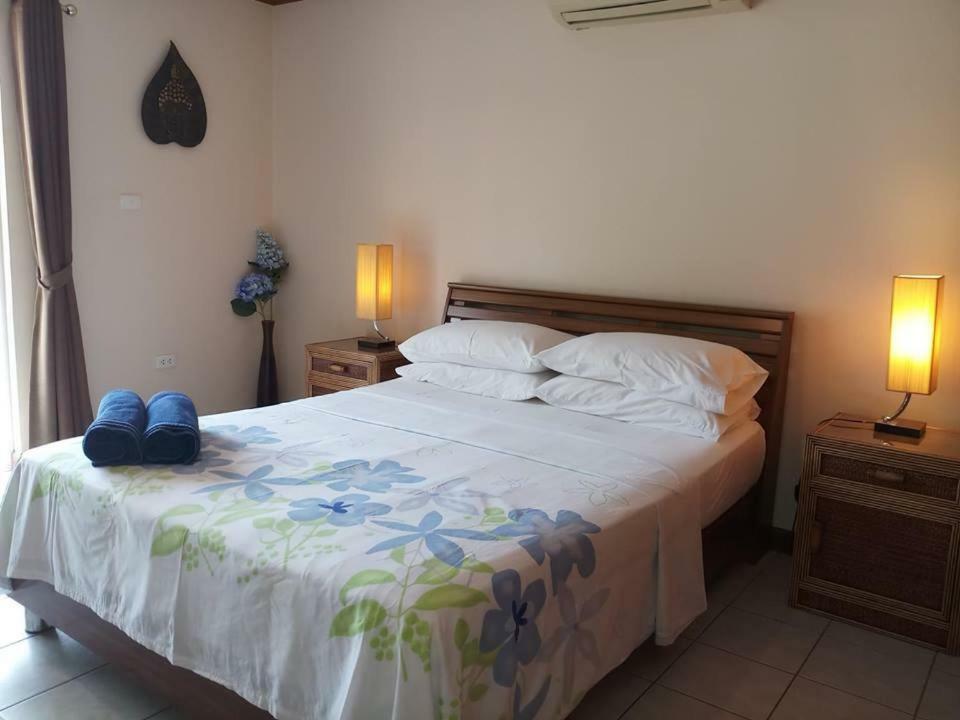 Villa Baansiesom Szamroijot Kültér fotó